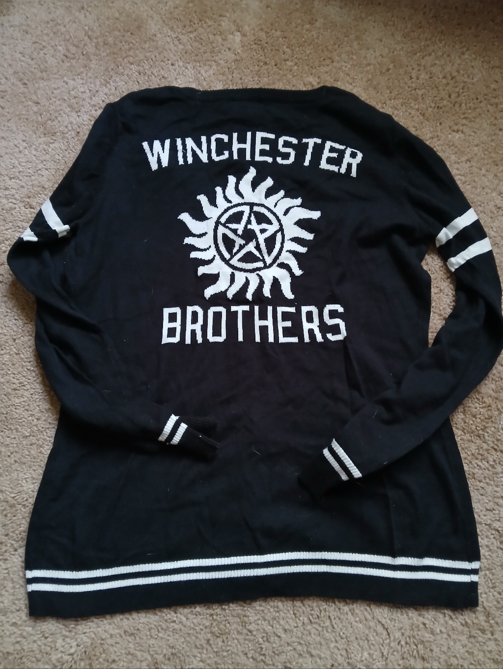 Supernatural Join the Hunt Cardigan - Picture 4 of 4